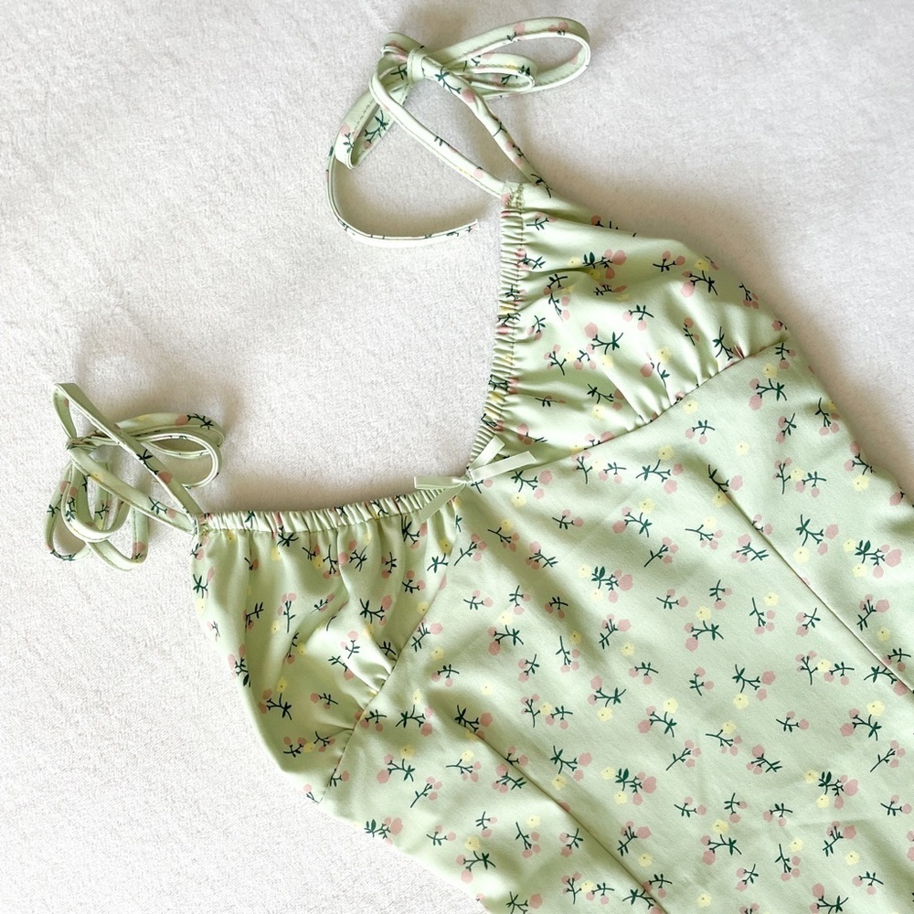 Floral Smocked Tie Mini Dress